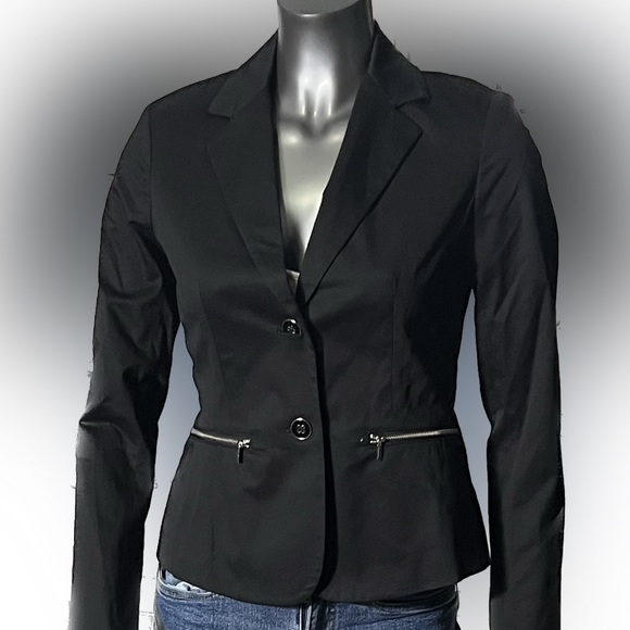 NWT New York & Company Black Button Front Blazer Jacket Size 2 - Picture 1 of 4